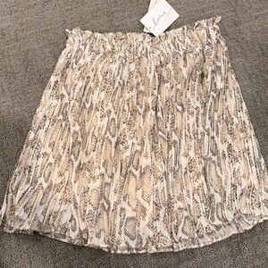 NWT SMALL She + Sky Snake Skin Patterned Pleated Skort
